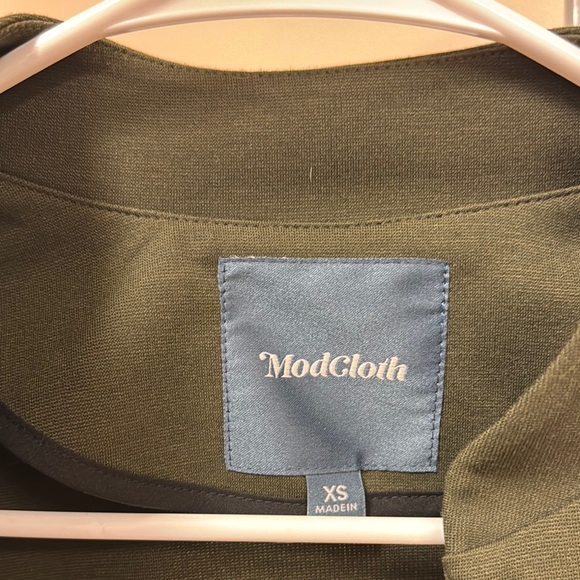 Modcloth olive Buttoned Blazer - Picture 2 of 8